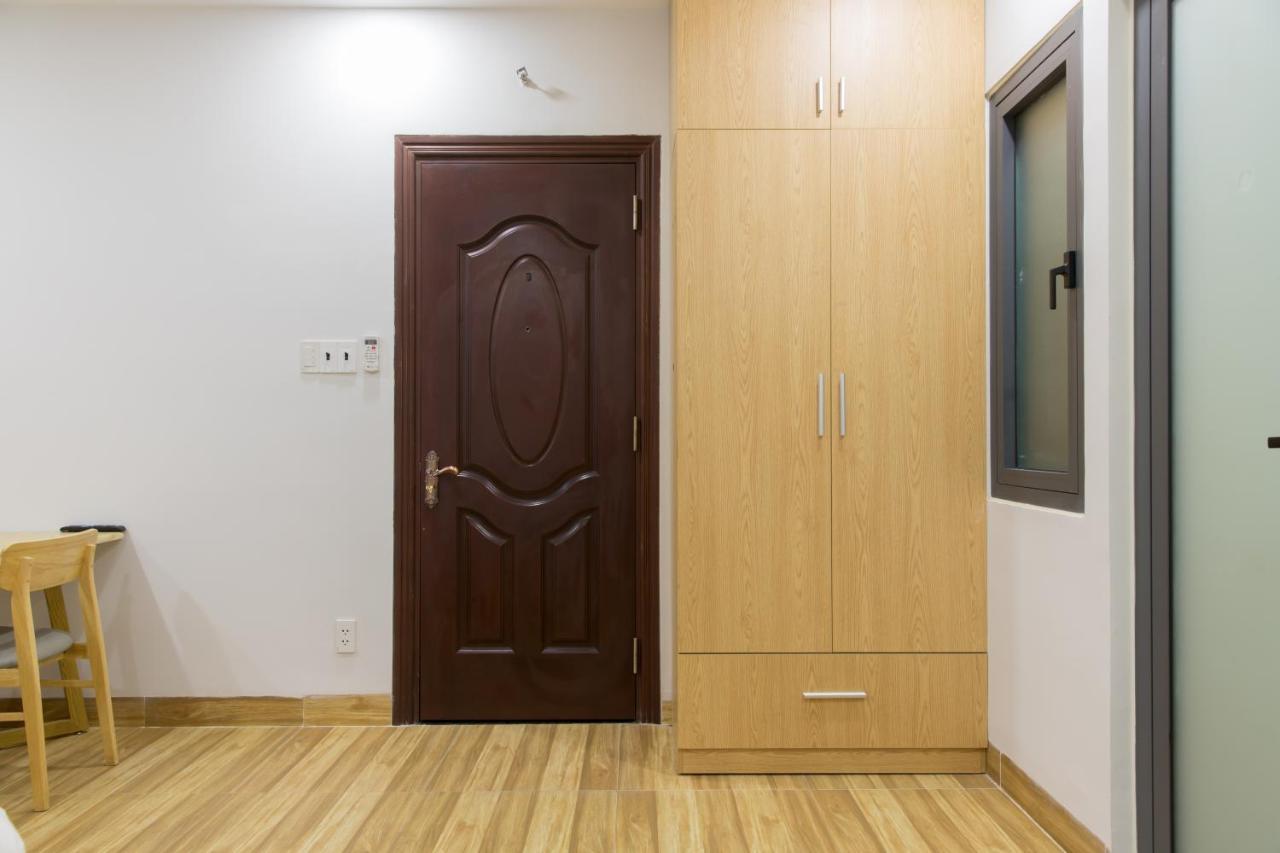 Reddoorz Premium Near E-Town Hotel โฮจิมินห์ซิตี้ ภายนอก รูปภาพ