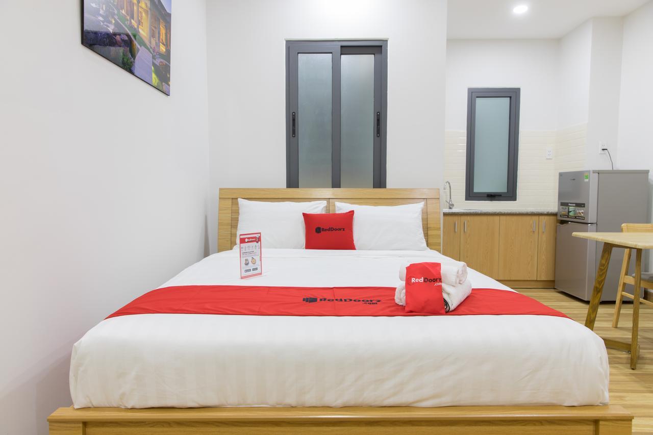 Reddoorz Premium Near E-Town Hotel โฮจิมินห์ซิตี้ ภายนอก รูปภาพ